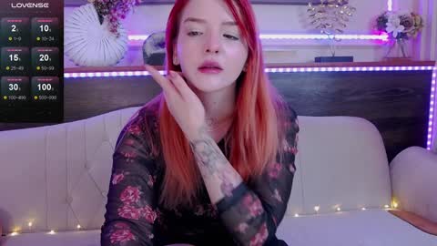 ginger_pie online show from November 29, 11:45 pm