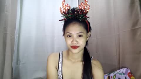 girlxfromxph online show from December 7, 11:49 pm