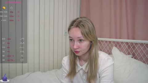 Lally White hair  Sophy Brown hair online show from December 19, 6:30 pm