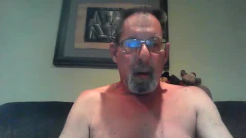 greybeard6868 online show from December 10, 2:49 am