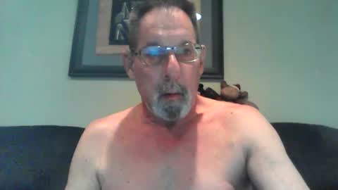 greybeard6868 online show from December 31, 5:50 pm