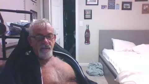 hairychest247 online show from November 16, 8:07 am