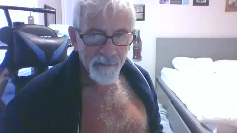 hairychest247 online show from November 18, 2:49 pm