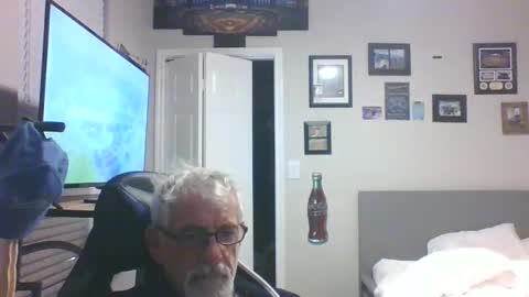 hairychest247 online show from November 26, 9:57 am