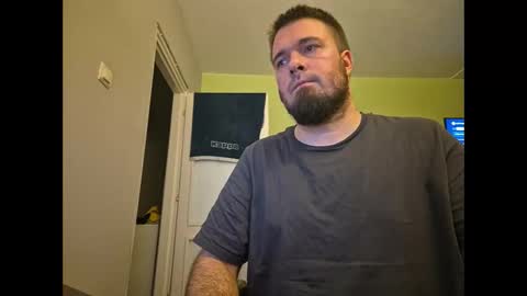 hairy_guy007 online show from December 21, 10:19 pm