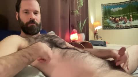 hairy_stud_4u online show from November 19, 8:39 pm