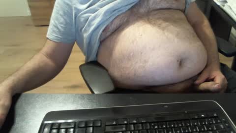 Hairybear40 online show from January 11, 5:44 pm