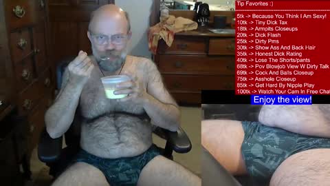 HairyDaddyBear69 online show from December 29, 11:48 pm