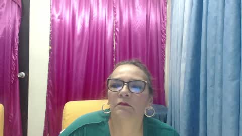 HAIRY MATURE online show from December 8, 8:21 am