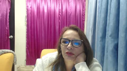 HAIRY MATURE online show from January 13, 4:55 am