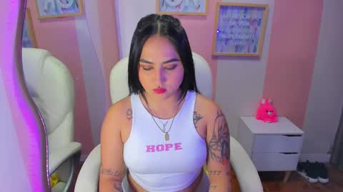 hanna_moly online show from January 21, 9:10 pm