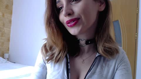 helen_quinn online show from December 4, 10:46 am