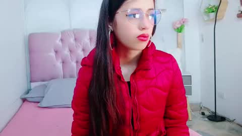 helenarobins_oli online show from December 29, 12:59 pm