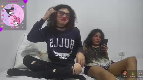 Helia and Amy online show from December 14, 3:57 am