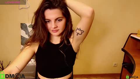 hellen_dias online show from November 10, 4:31 pm