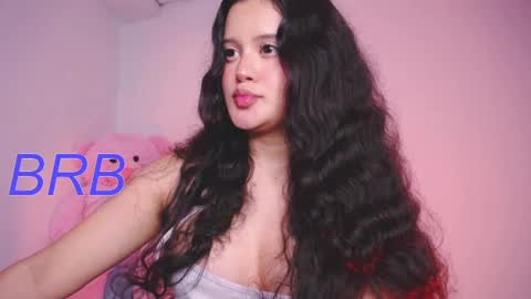 holly_16 online show from November 24, 10:28 pm