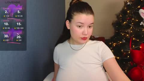 holly_llina online show from December 30, 6:08 am