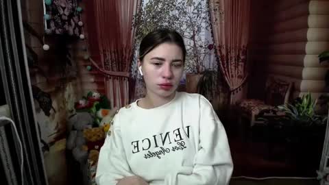 hot_leyla online show from November 13, 6:42 am