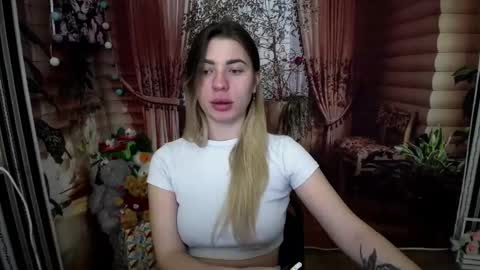 hot_leyla online show from December 25, 12:09 pm