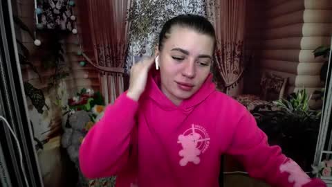 hot_leyla online show from December 20, 6:24 am