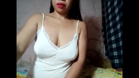 hot_warrios247 online show from December 16, 6:50 am