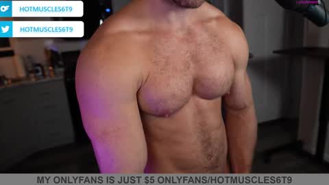 hotmuscles6t9 online show from November 14, 4:23 am