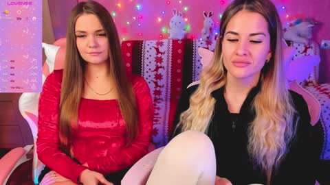 Ivanna and Jessica online show from December 10, 1:05 pm