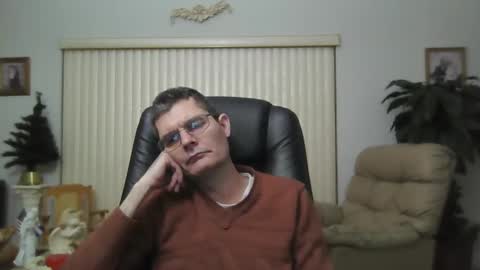 hunkmasclefad458 online show from January 9, 4:41 am