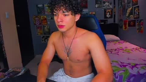 Andres online show from November 12, 3:43 pm