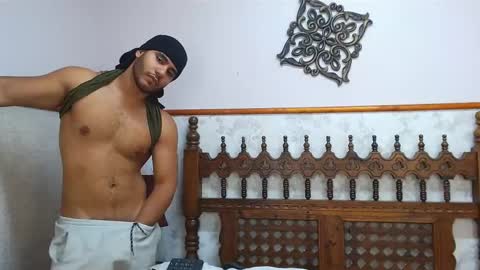 ibr4h1mm muscles online show from December 12, 3:05 pm