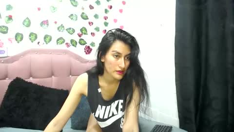 ilanna_delux online show from February 11, 3:28 pm