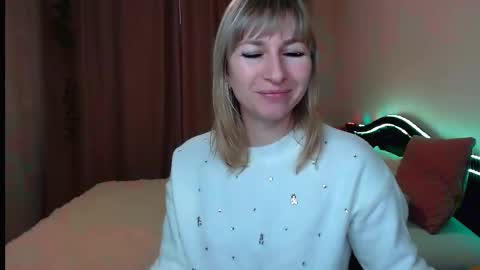 incredible_ariela online show from November 15, 11:12 am