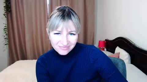 incredible_ariela online show from December 15, 10:37 am