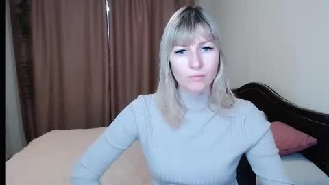 incredible_ariela online show from November 24, 10:10 am