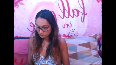 im not new here indianrebel69is back online show from January 17, 8:26 am