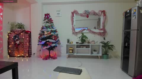 isabella_clarck online show from December 5, 11:37 am