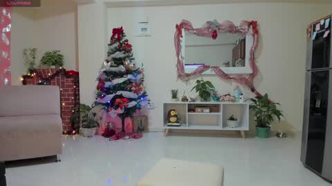 isabella_clarck online show from December 17, 11:08 am