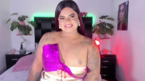 isabellabrand04 online show from November 10, 2:20 pm