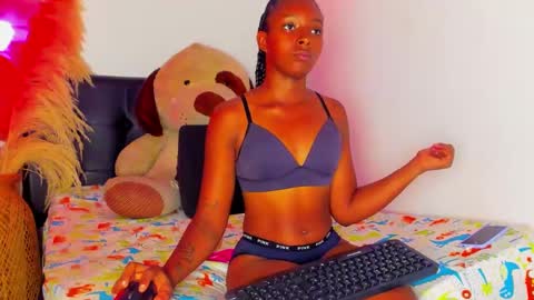 Chavela  ebony  new bighips roleplay online show from December 22, 6:54 pm