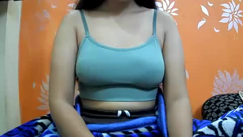 ishika_singh_ online show from January 21, 2:12 am