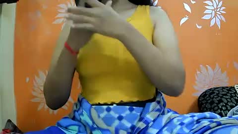 ishika_singh_ online show from December 19, 2:29 am