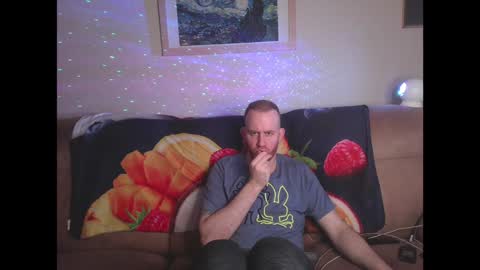 Tall Jewish Ginger DOM online show from December 4, 3:29 pm