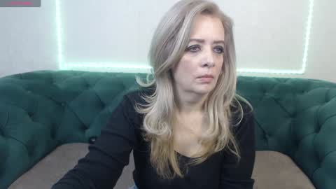 ivanacharm online show from December 22, 4:27 am