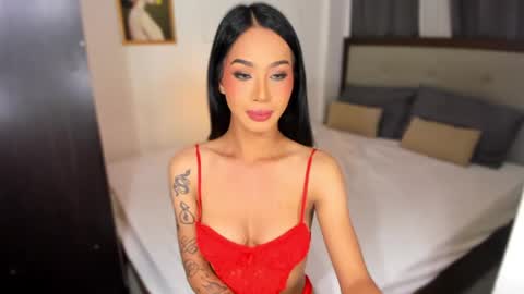 kirstenelsie online show from December 9, 3:28 pm