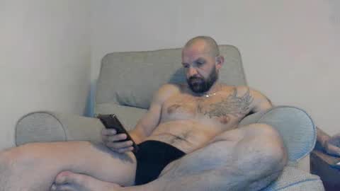 jamesy8391 online show from November 11, 7:15 pm