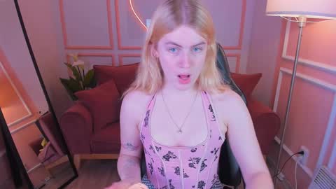 jasmin_frei online show from November 23, 1:37 pm