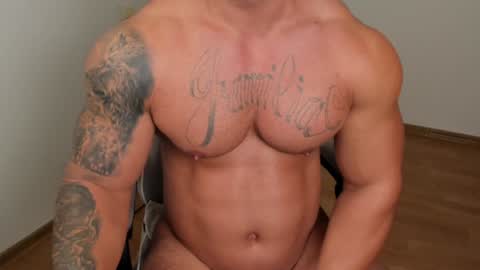 JaxonHunk online show from November 18, 1:26 am