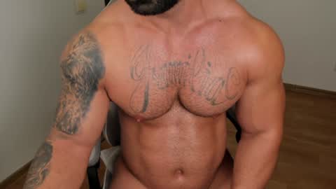 JaxonHunk online show from December 4, 5:00 am