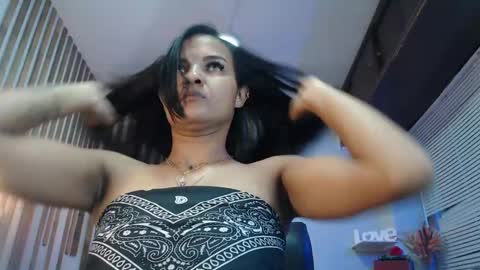 jazmin_gomezz online show from November 28, 10:25 am