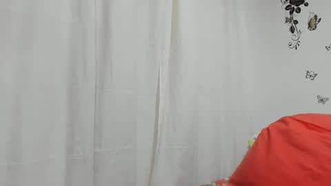 jenniferloveyou online show from December 28, 11:59 am